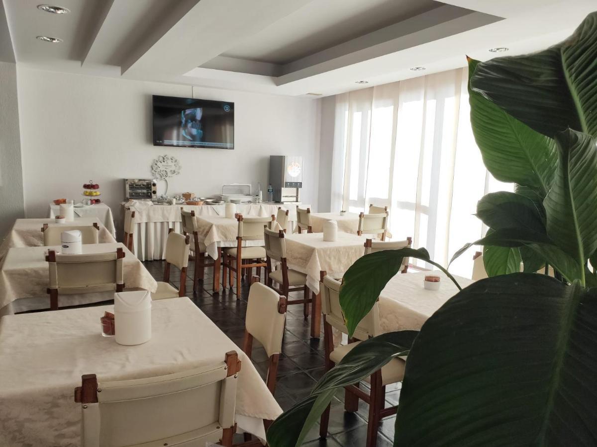 Hotel Galant Venaria Reale Buitenkant foto