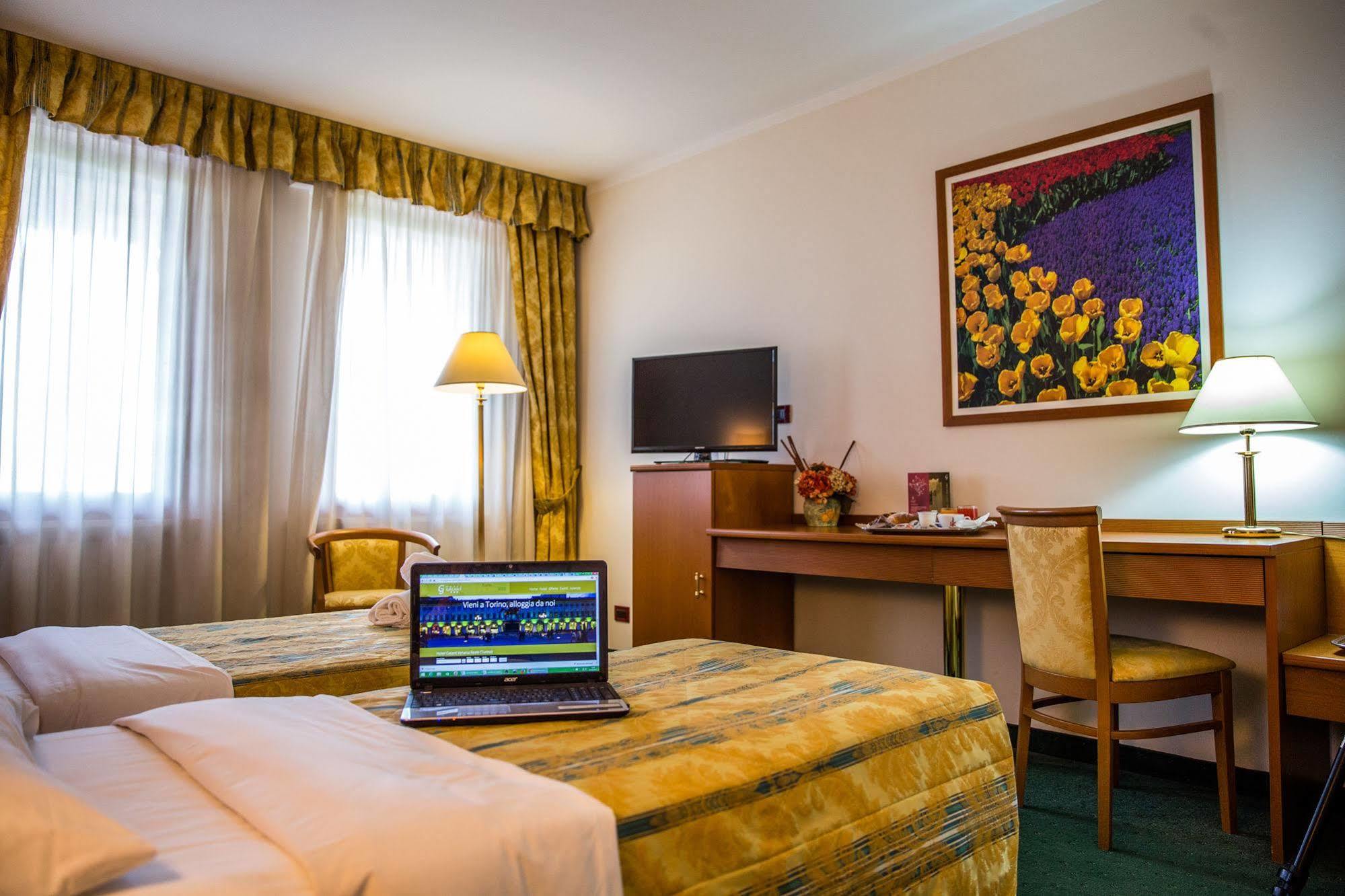 Hotel Galant Venaria Reale Buitenkant foto